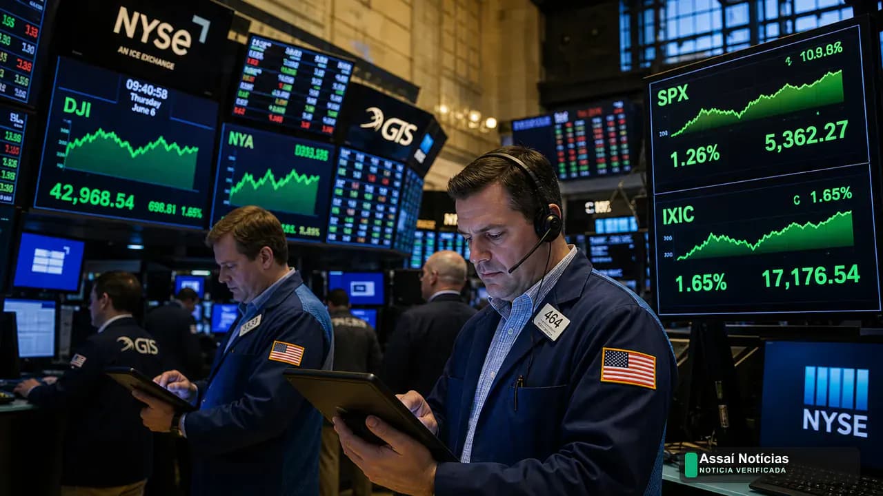 Gráfico de alta de Dow Jones, S&P 500 e Nasdaq com destaque para a notícia sobre a queda da tensão no Irã e o IPO da SpaceX